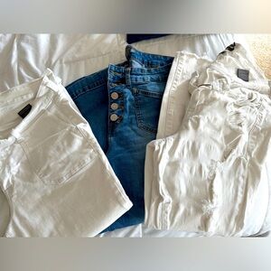 Lot of 3 Torrid capris. Size 12